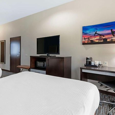 Best Western Plus Pleasanton Hotel Екстериор снимка