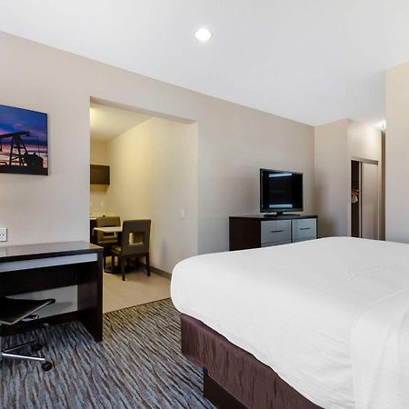 Best Western Plus Pleasanton Hotel Екстериор снимка