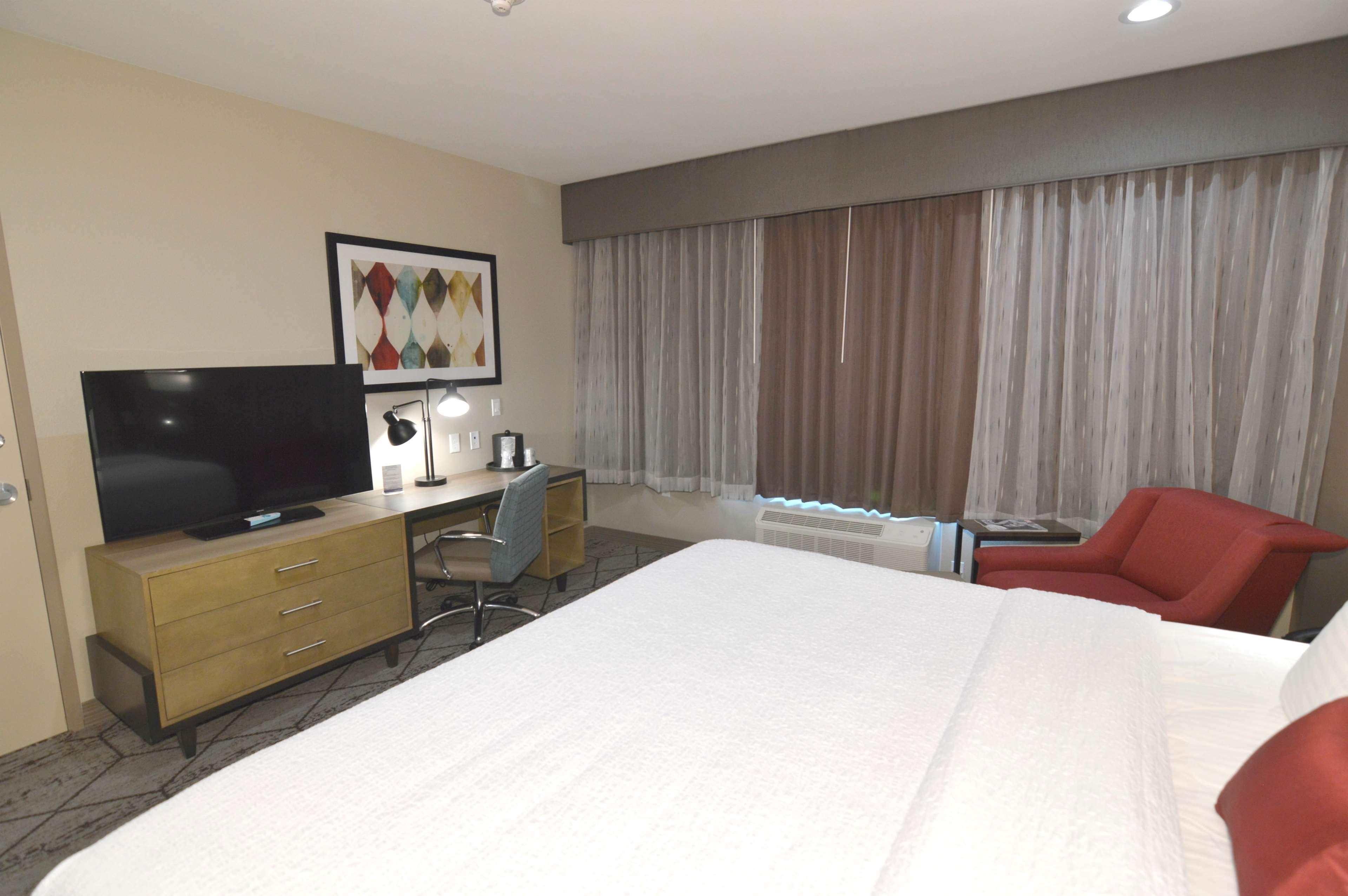 Best Western Plus Pleasanton Hotel Екстериор снимка